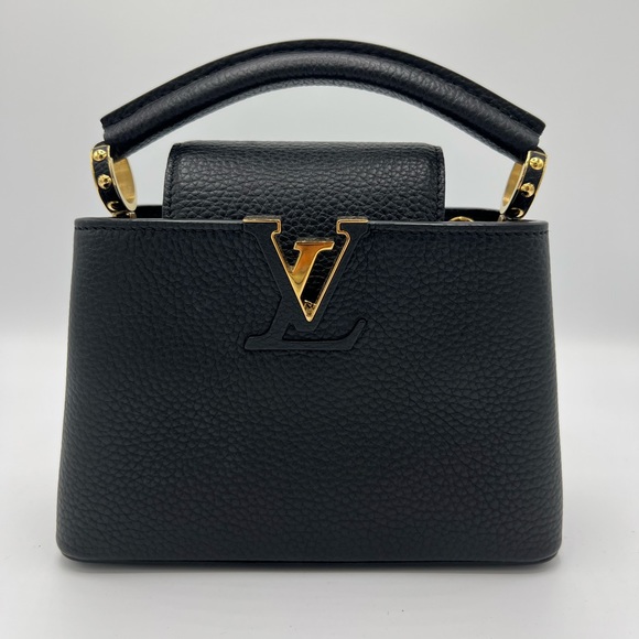 Louis Vuitton Capucines Mini Purse - Picture 4 of 12